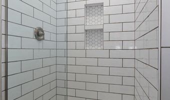 612 E Glendale St, Aurora, MO 65605