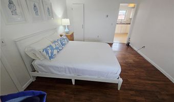 70 Carroll Ave 1004, Newport, RI 02840