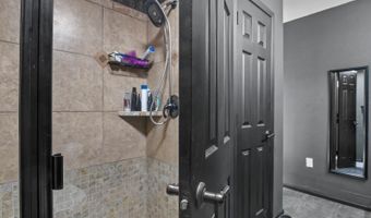 2522 S Worchester Ct B, Aurora, CO 80014