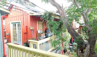 21 Temby Ave, Bisbee, AZ 85603