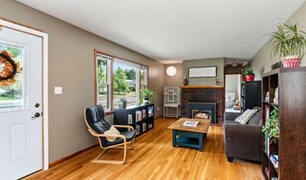 21 Alder Ln, Burlington, VT 05401