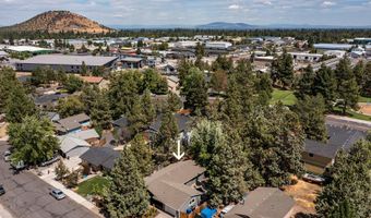 742 SE Sun Ln, Bend, OR 97702