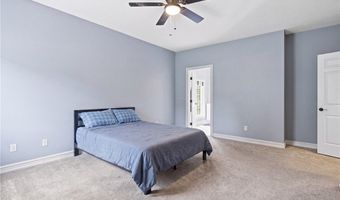 315 Glengarry Dr, Aurora, OH 44202