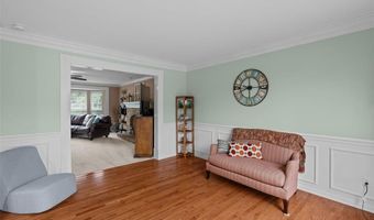 2535 Barrett Springs Dr, Ballwin, MO 63021