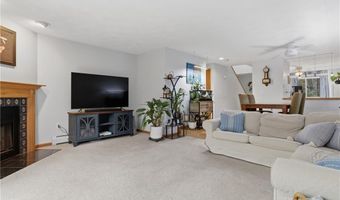 7 Wake Robin Rd 1604, Lincoln, RI 02865