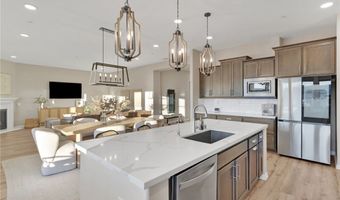 17066 Takipi Rd, Apple Valley, CA 92307