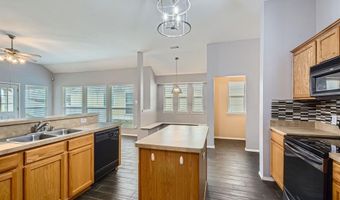 321 Creekview Dr, Anna, TX 75409
