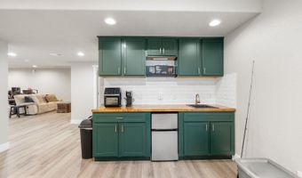 1110 HESS Ave, Cheyenne, WY 82001