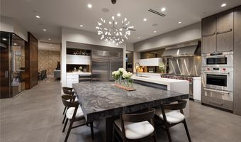 21 Drifting Shadow Way, Las Vegas, NV 89135