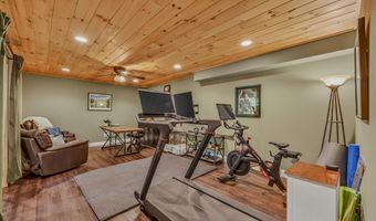 48 Meadow Ln, Campton, NH 03223