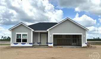301 Quail Run Way SE, Allenhurst, GA 31301