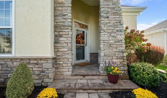 10 CHAPEL HILL Ct, Barnegat, NJ 08005