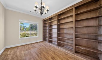 16550 Bamboo Ct, Anderson, CA 96007