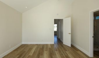 8686 Perseus Rd, San Diego, CA 92126