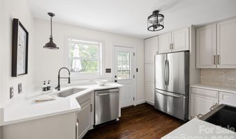 2215 Chatham Ave, Charlotte, NC 28205