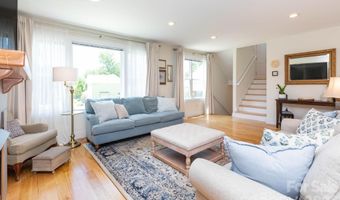 32 Greenwood Fields Dr, Asheville, NC 28804