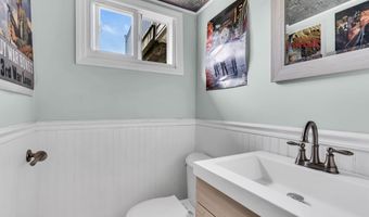 239 Cape May Ave, Bayville, NJ 08721