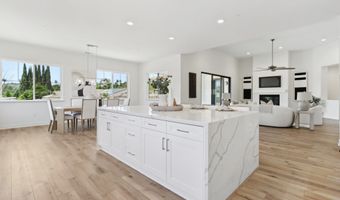 2745 Alexander Dr, Escondido, CA 92029