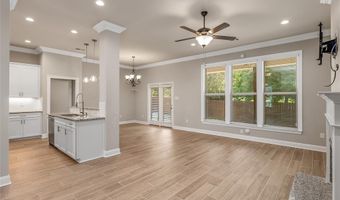 46 Crowder Dr, Benton, LA 71006