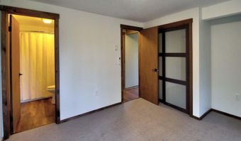 63 FAIRWAY Dr, Basye, VA 22810