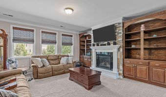 1950 Firenza Dr, Apex, NC 27502