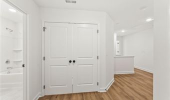 336 Colsen Dr, Acworth, GA 30102