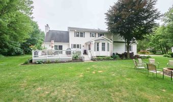 9 Taconic Dr, Amherst, NH 03031