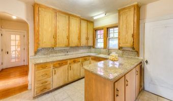 24 Hadwen Rd, Worcester, MA 01602