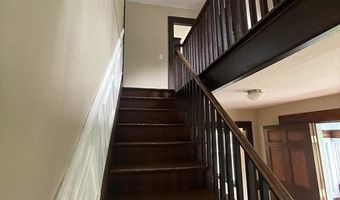14 Wheelwright Rd, Barre, MA 01005