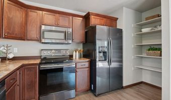 702 Glacier Loop Rd, Bayview, ID 83803