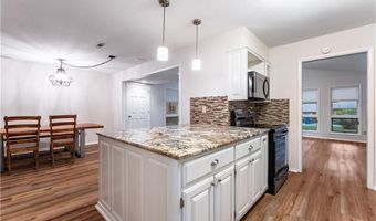 17 Mellor Ln, Bella Vista, AR 72715