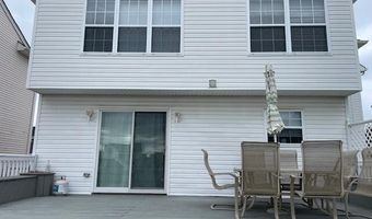 32 Toppinglift Dr, Bayville, NJ 08721