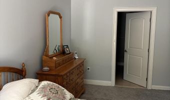 404 Kelly Cir, Altamont, NY 12009
