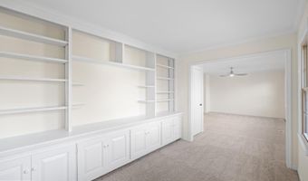 34 N GARFIELD St, Arlington, VA 22201