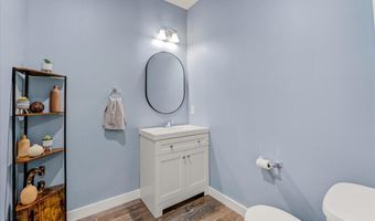 35 Gina Dr, Allentown, NJ 08501