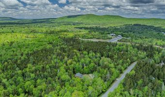 92 Joyce Dr, Carroll, NH 03595