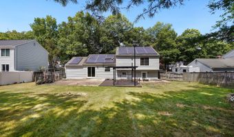 15950 ALAMEDA Dr, Bowie, MD 20716