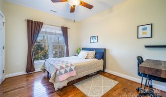 11 Forest Park Ln, Asheville, NC 28803