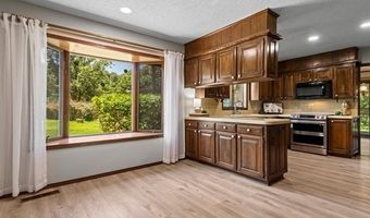 639 Oakridge Dr, Bartlesville, OK 74006