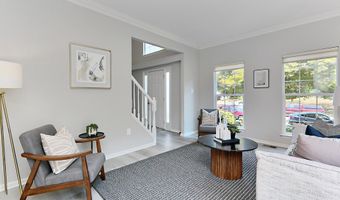 43820 LAUREL RIDGE Dr, Ashburn, VA 20147