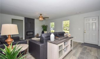 1706 SIMPSON St, Alexander City, AL 35010