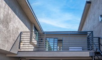 1818 New York Dr, Altadena, CA 91001