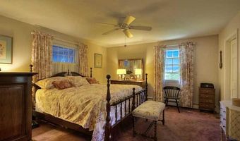457 POPPASQUASH Rd, Bristol, RI 02809