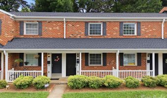 1215 Green Oaks Ln I, Charlotte, NC 28205