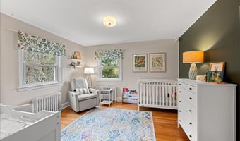 4820 LINNEAN Ave NW, Washington, DC 20008