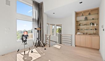 1060 5th St, Boulder, CO 80302