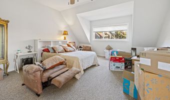 64 Montoya Dr 64, Branford, CT 06405