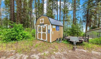 24 Pats Ln, Cascade, ID 83611