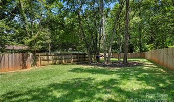 2717 Arnold Dr, Charlotte, NC 28205