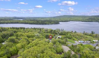 14 Lakeshore Dr, Belgrade, ME 04918